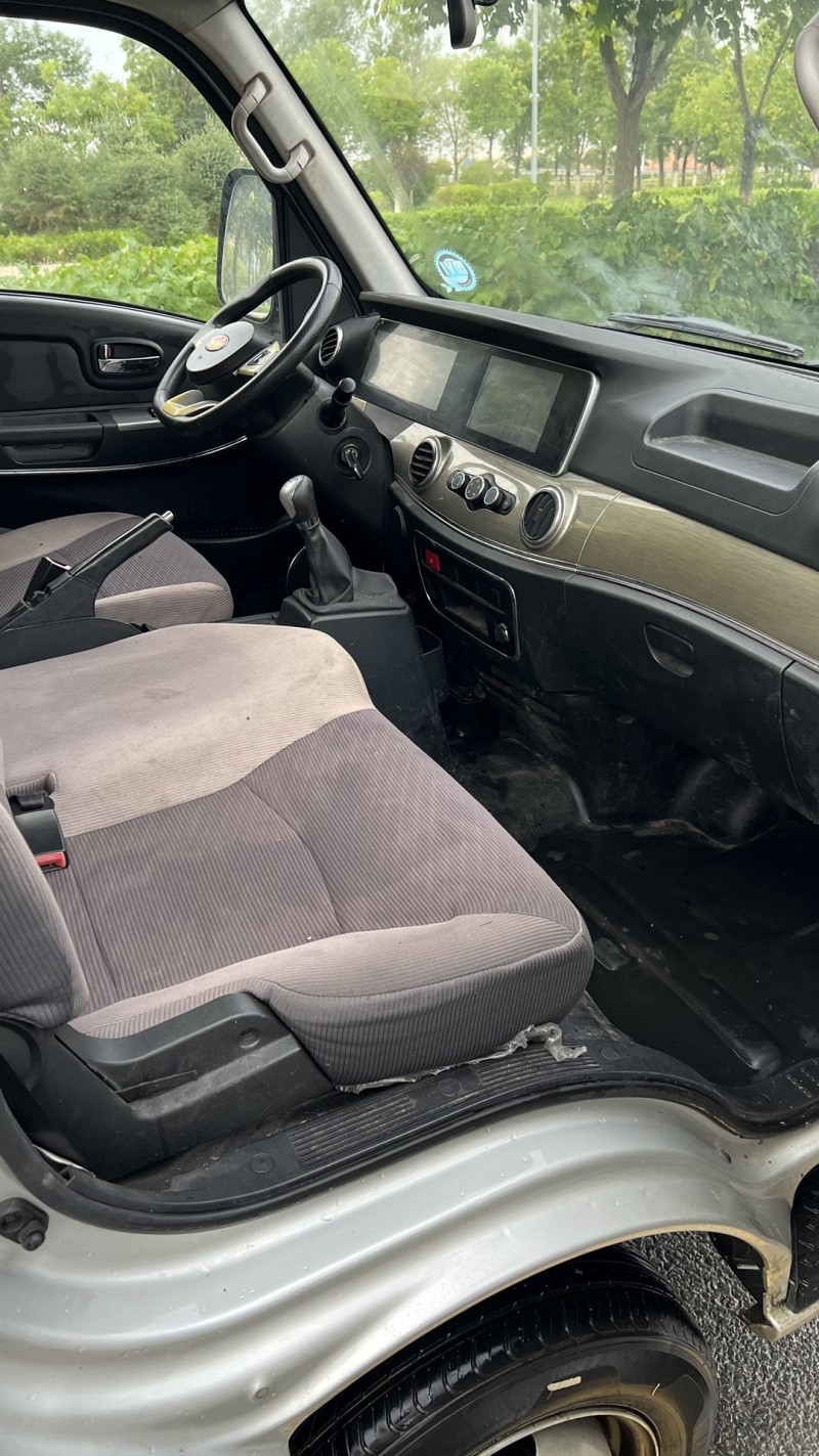 兰州22年唐骏汽车唐骏轻卡9