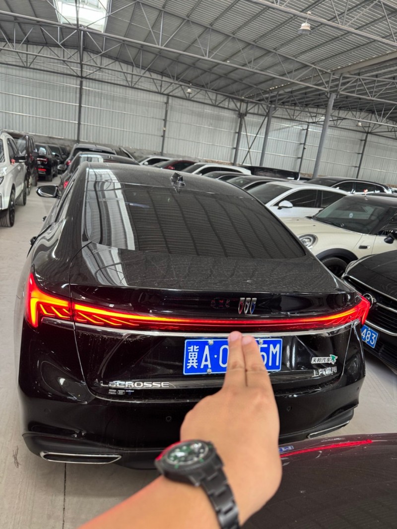 邢台24年别克君越5