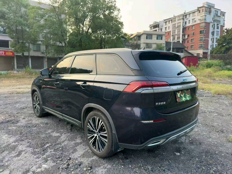 长沙20年长安汽车欧尚2
