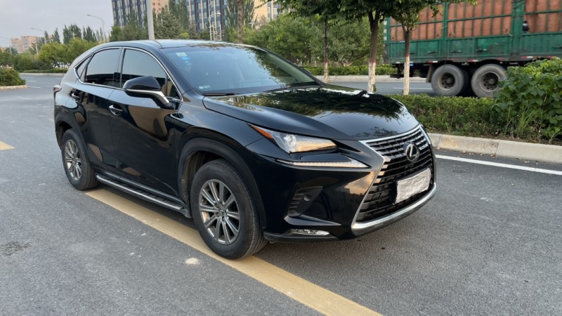 兰州19年雷克萨斯NX2