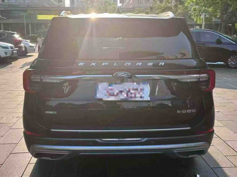珠海23年福特探险者9