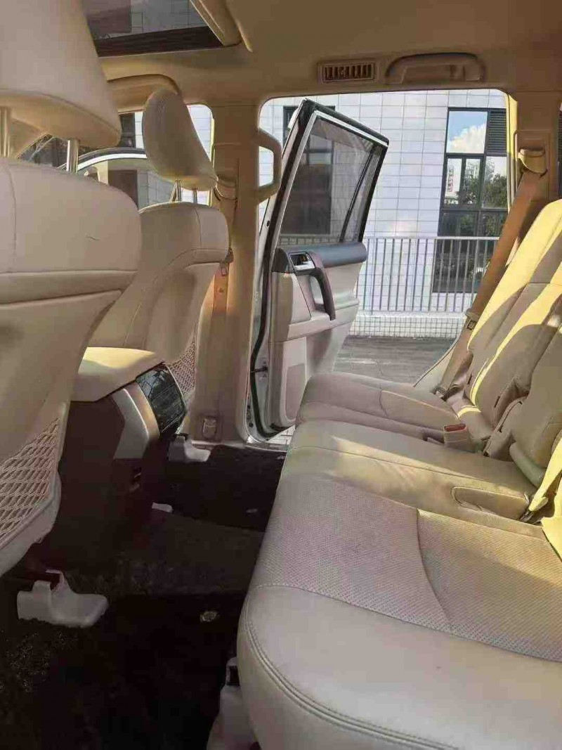 珠海19年丰田普拉多6