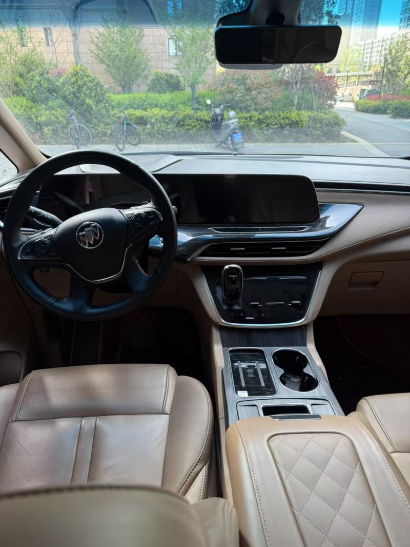 徐州21年别克GL86