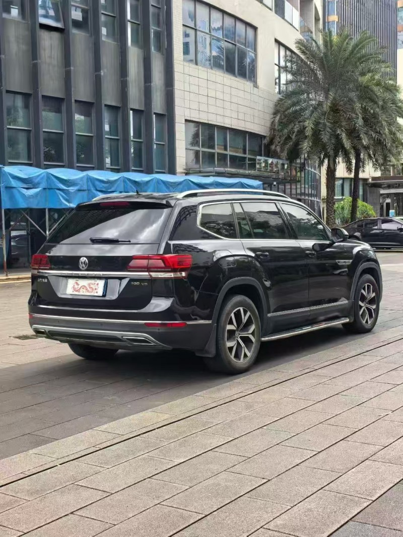 广州18年大众途昂8