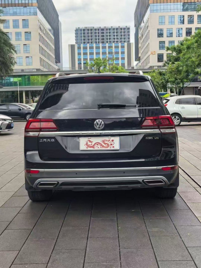 广州18年大众途昂9