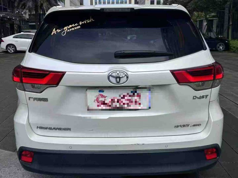 江门21年丰田汉兰达9