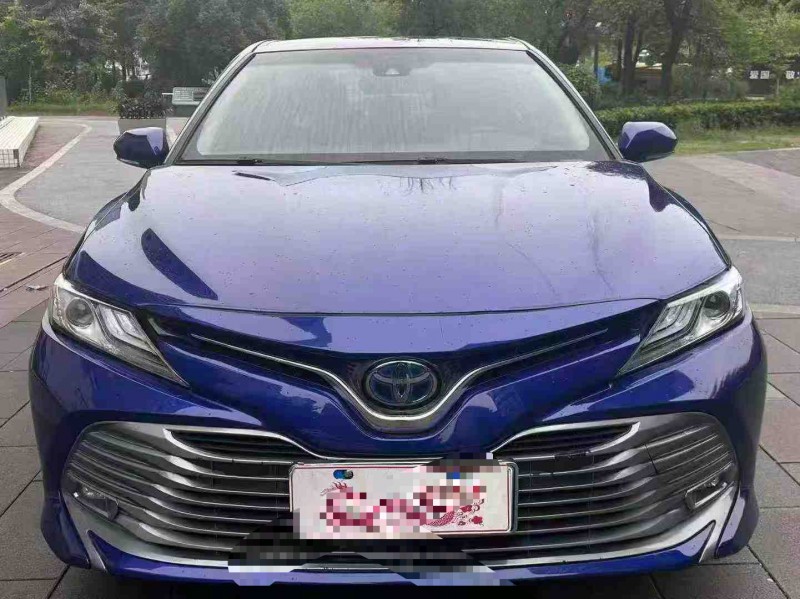 江门19年丰田凯美瑞1