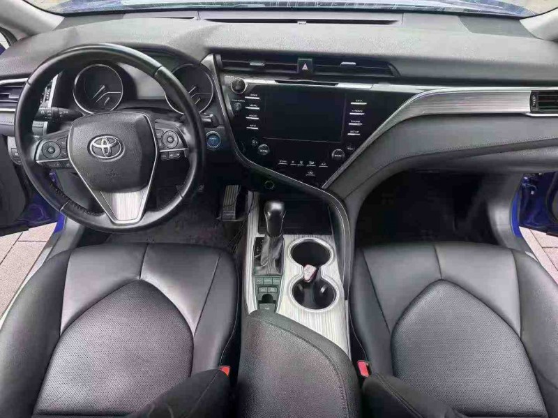 江门19年丰田凯美瑞4