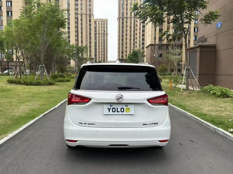 徐州23年别克GL68