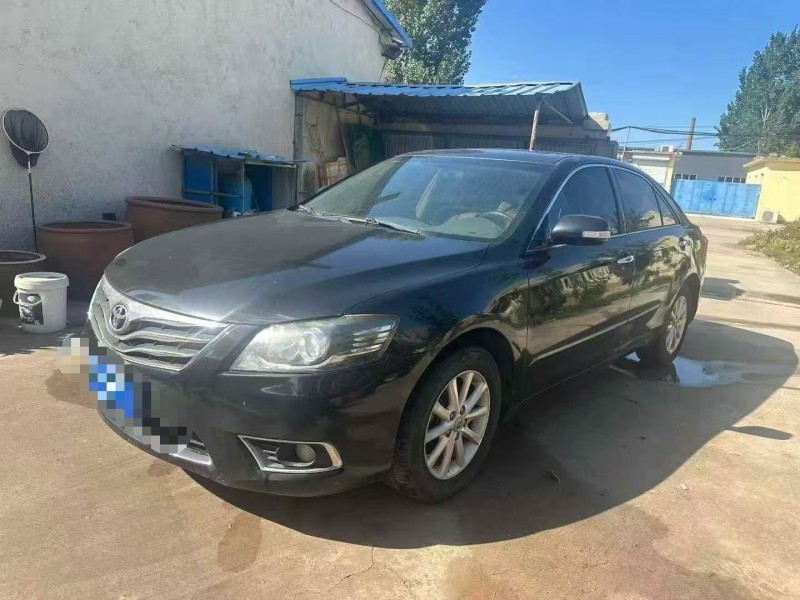 济宁14年丰田凯美瑞2