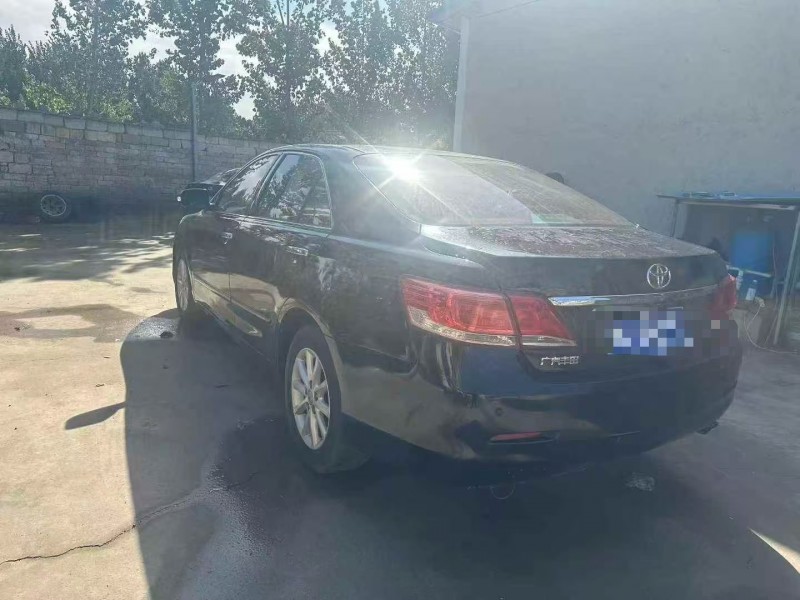 济宁14年丰田凯美瑞6