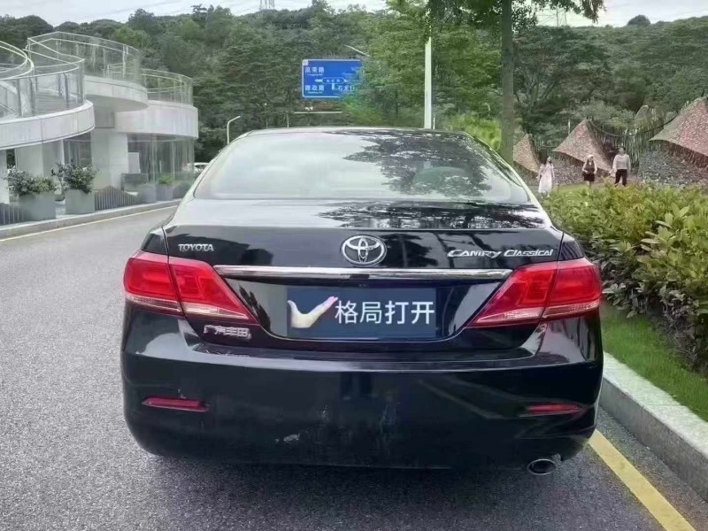 深圳14年丰田凯美瑞9