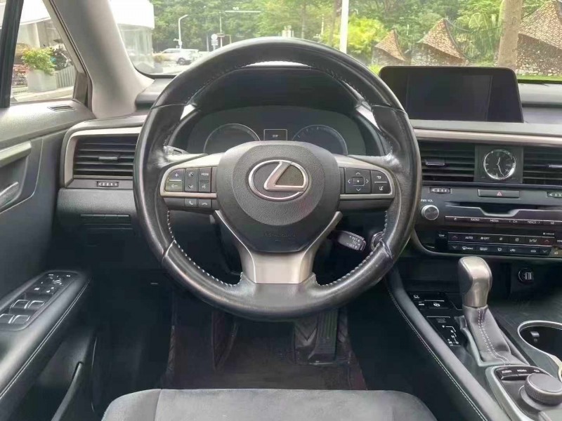 深圳16年雷克萨斯RX7