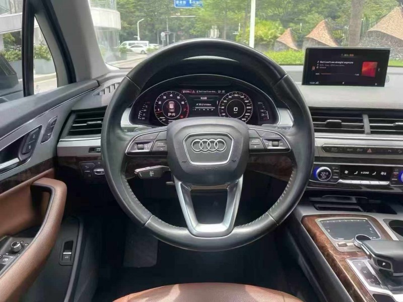 深圳19年奥迪Q76