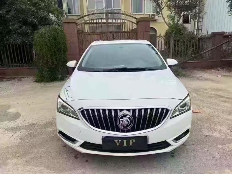 菏泽17年别克威朗1