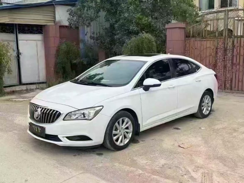 菏泽17年别克威朗3