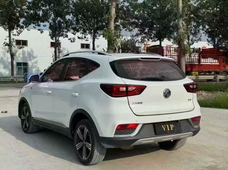 菏泽18年名爵ZS7