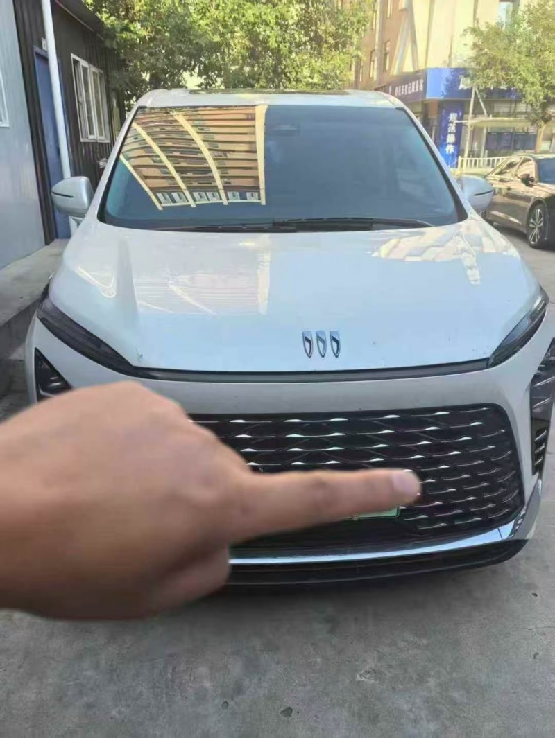 蚌埠25年别克艾维亚1