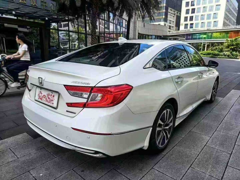 深圳20年本田雅阁8