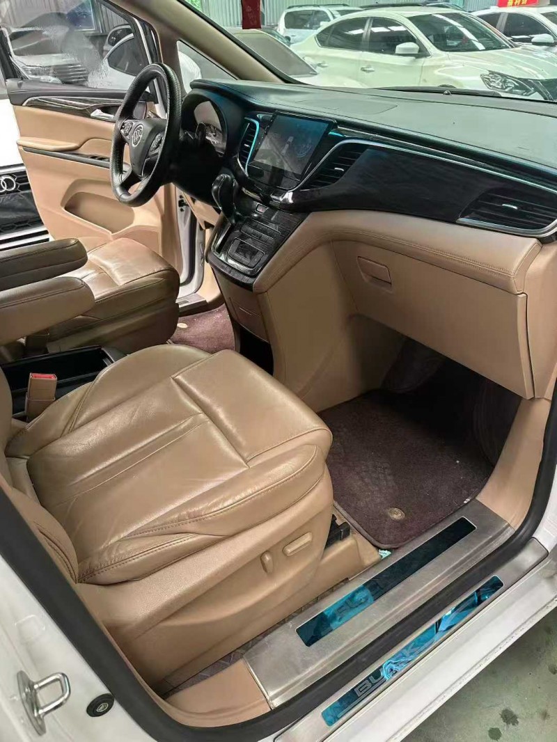 临沂19年别克GL89