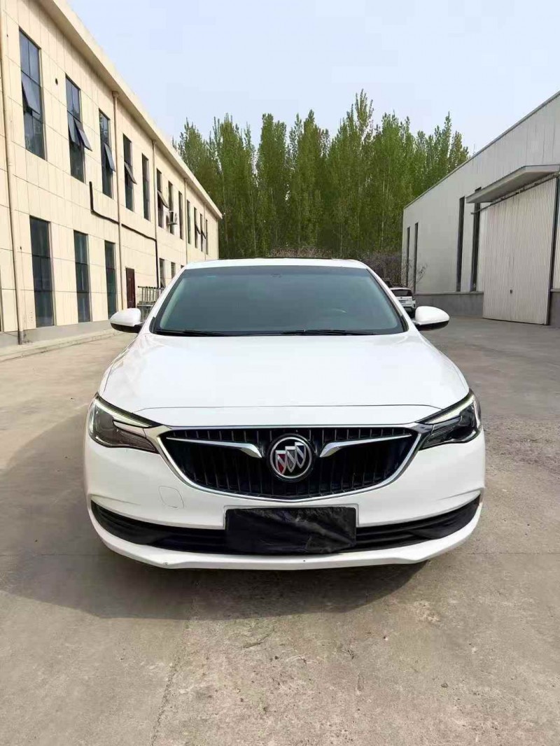 聊城20年别克英朗1