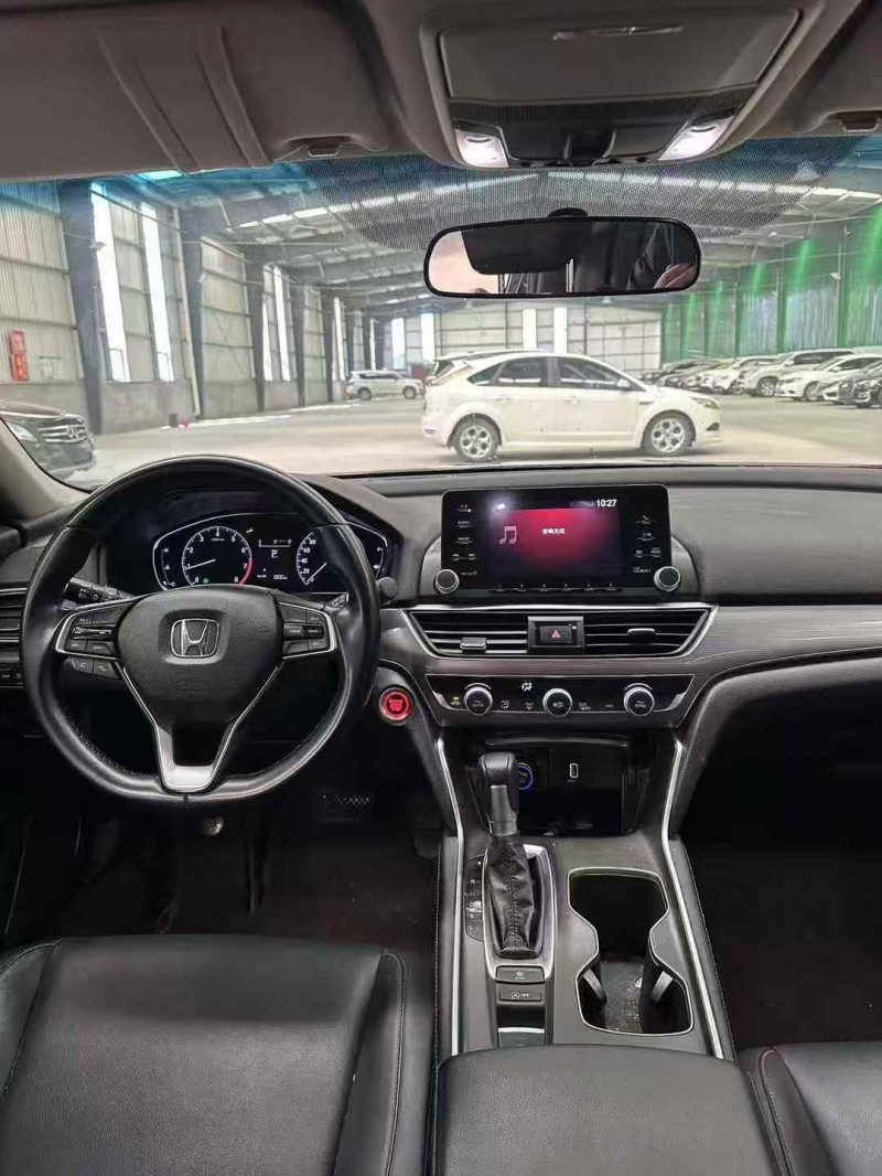 临沂21年本田雅阁7