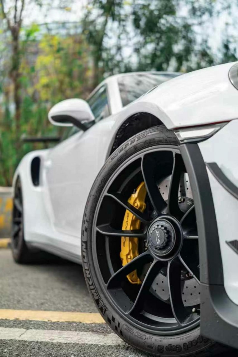 广州17年保时捷9112