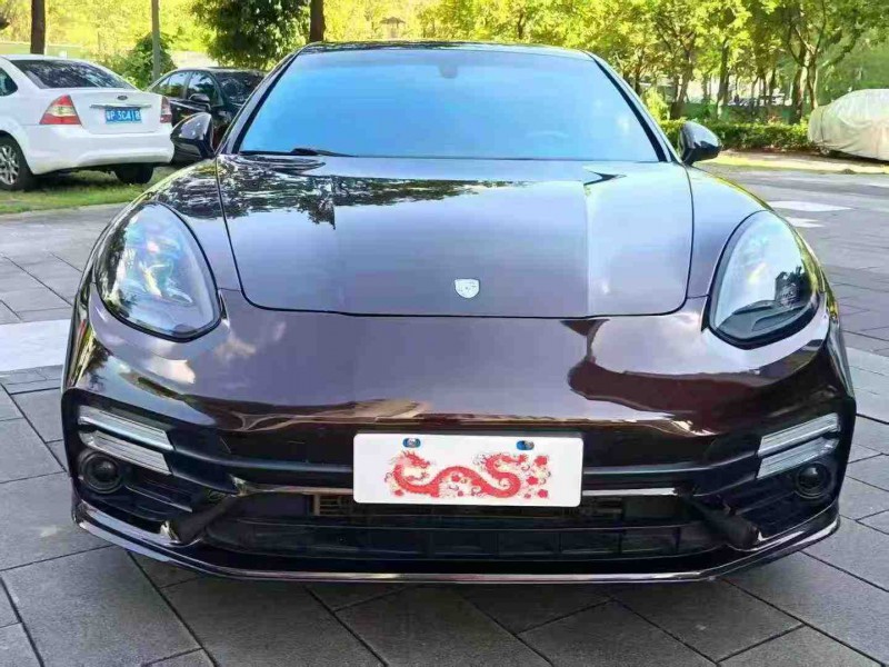 深圳15年保时捷帕拉梅拉1