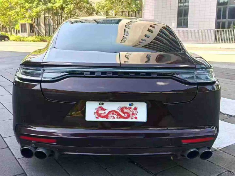 深圳15年保时捷帕拉梅拉9