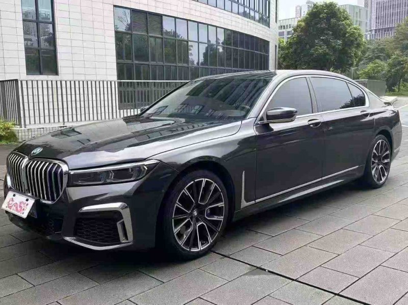 佛山17年宝马7系3