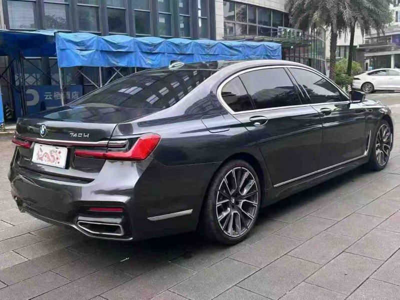 佛山17年宝马7系7