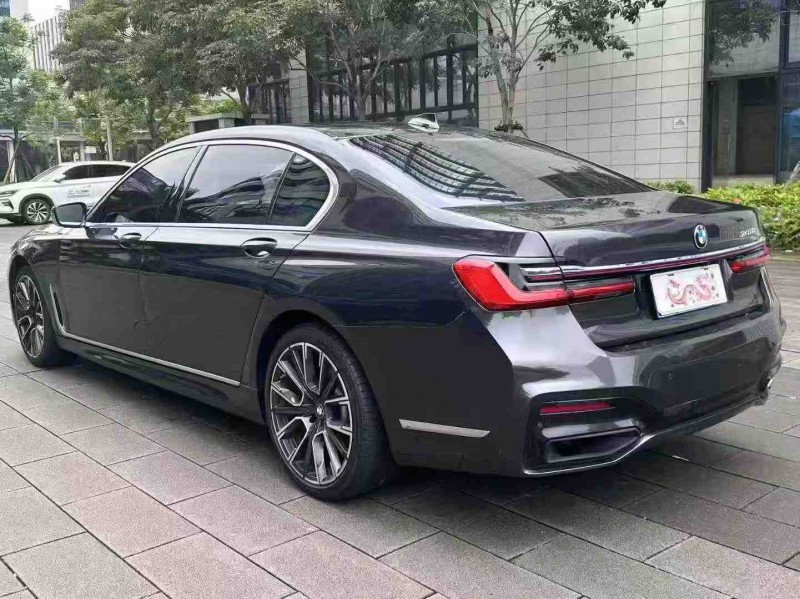 佛山17年宝马7系8
