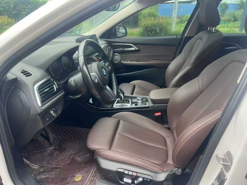 郑州23年宝马1系5