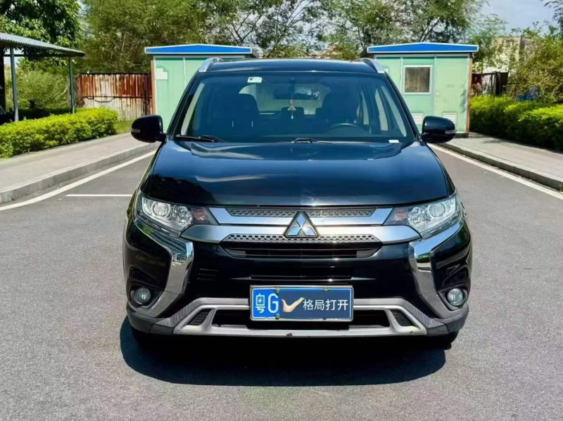 东莞19年三菱欧蓝德1