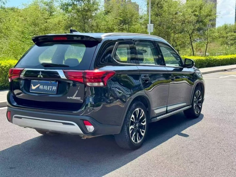 东莞19年三菱欧蓝德8