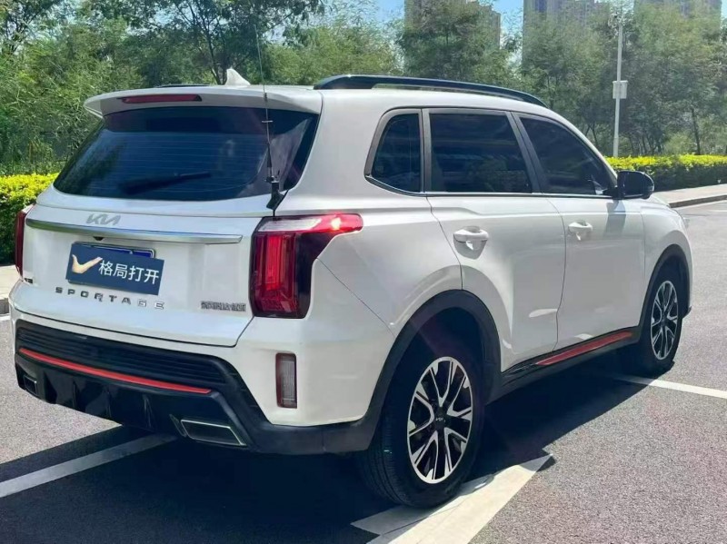 东莞22年起亚智跑8