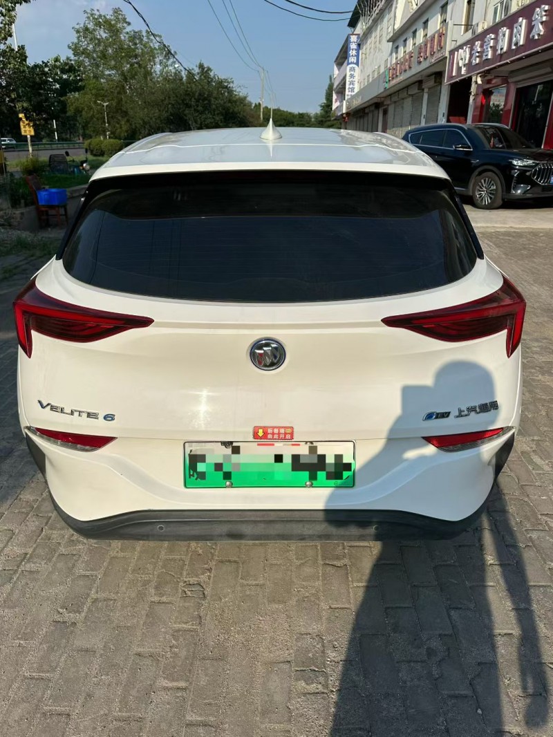 济宁23年别克微蓝8