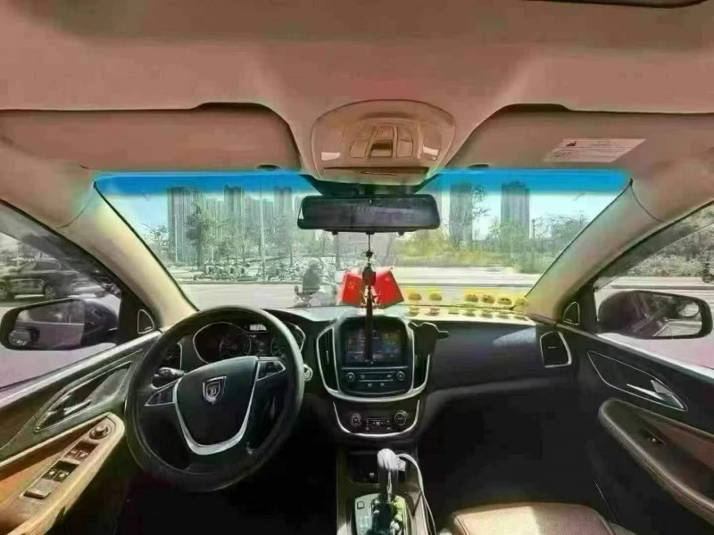 东莞17年宝骏5604