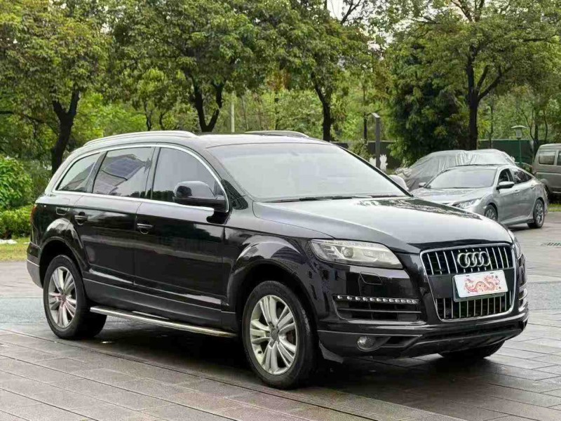 佛山13年奥迪Q73