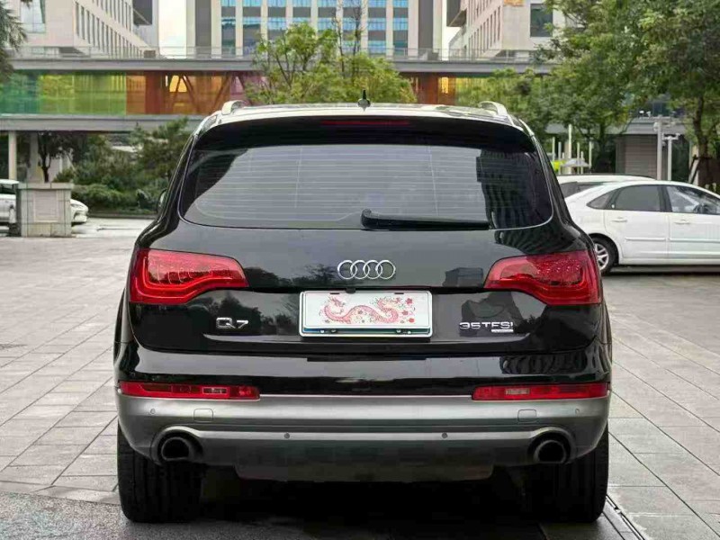 佛山13年奥迪Q79