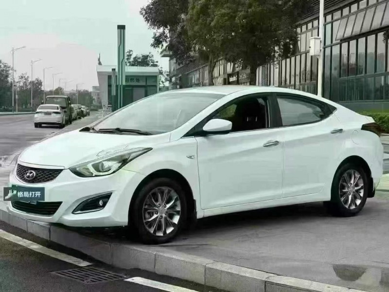 东莞18年现代朗动2