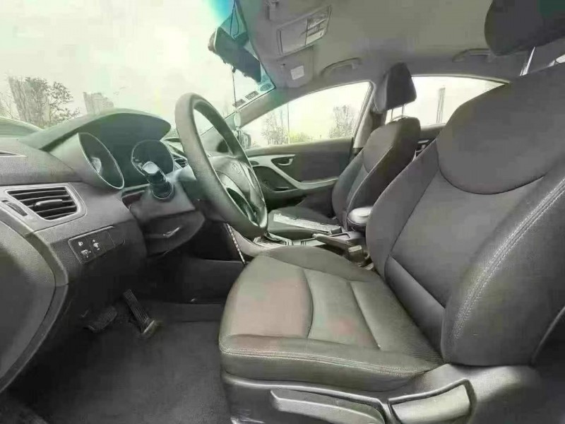 东莞18年现代朗动5