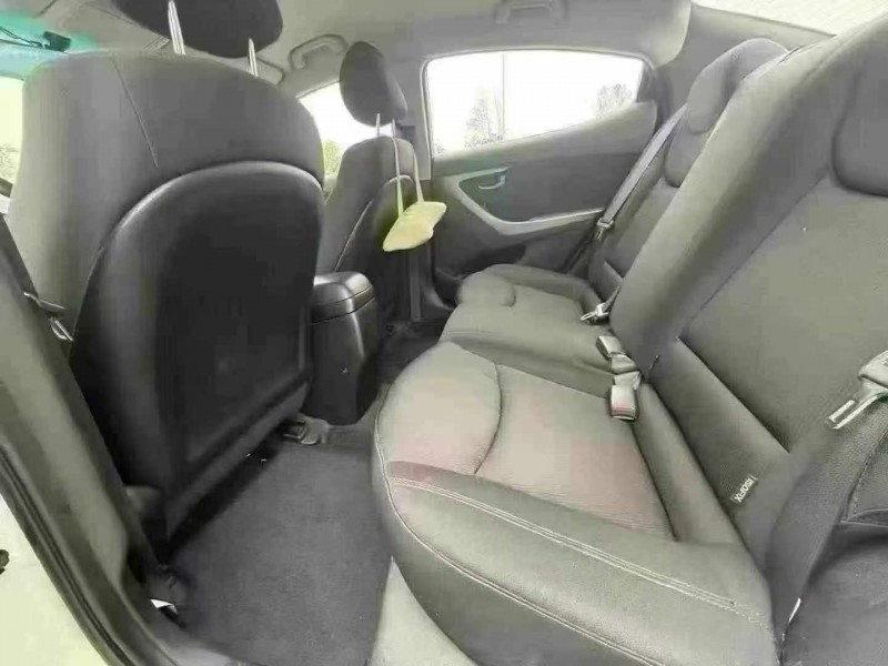 东莞18年现代朗动6