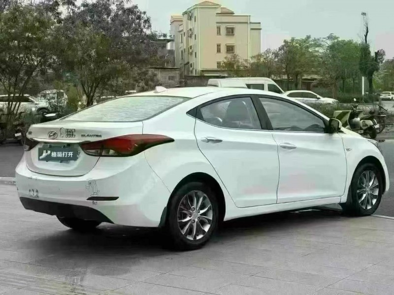 东莞18年现代朗动8