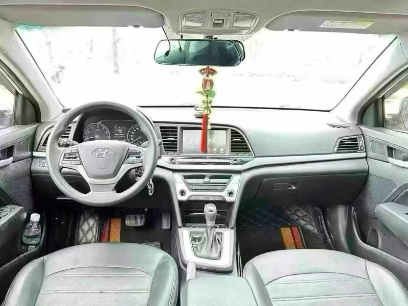 东莞17年现代领动6