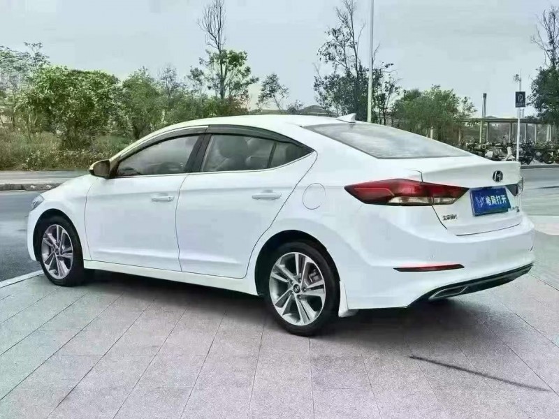 东莞17年现代领动7