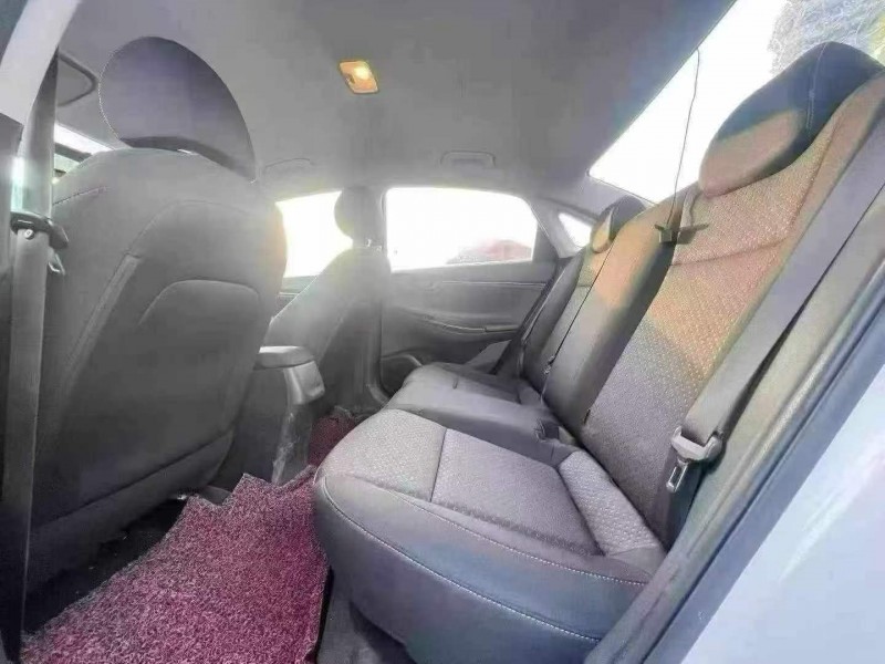 东莞19年现代悦动4