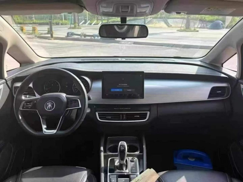 东莞21年比亚迪宋4