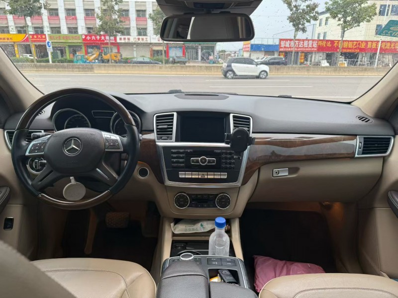 济宁12年奔驰ML7