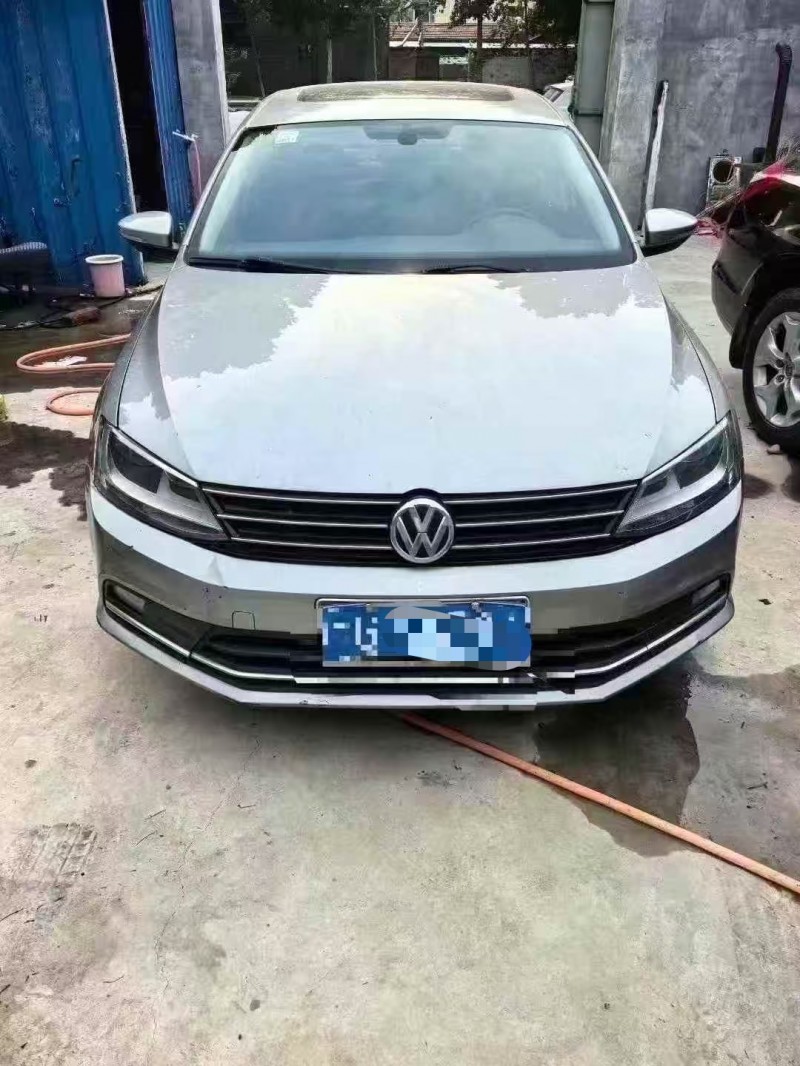 菏泽17年大众速腾1